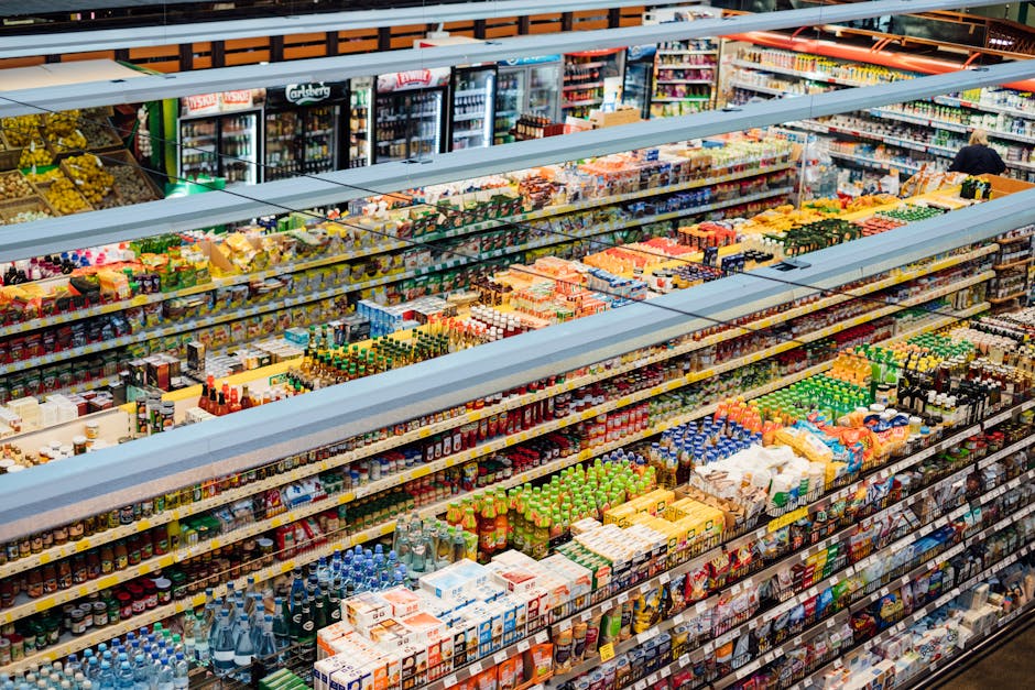 Comercio sube 4,9% en marzo, pero supermercados siguen en rojo
