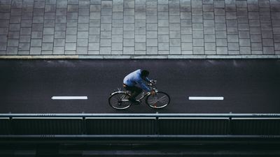 Recortes de Kast dejan a medias la ciclovía más larga de Chile: Poduje anuncia corte a obras de Nueva Alameda