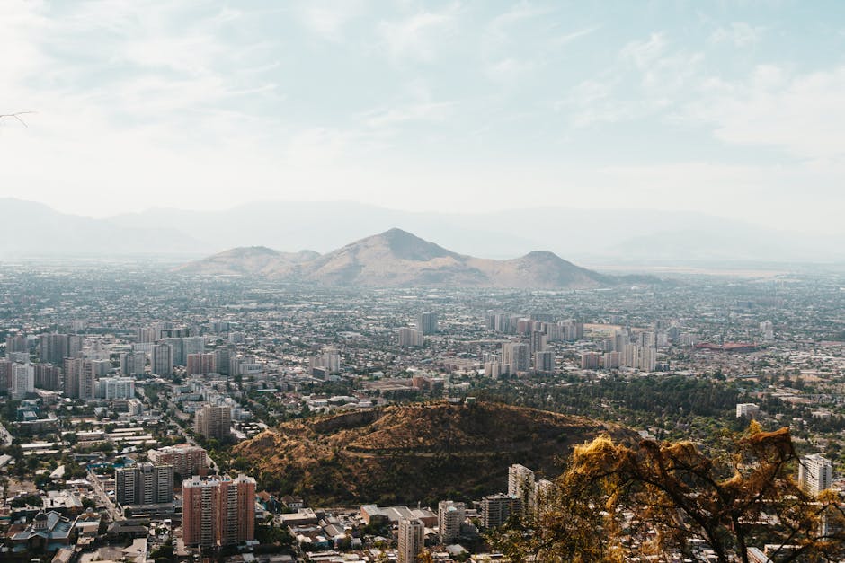 FMI sube a 2,4% la proyección para Chile en 2026