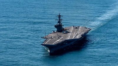 Irán afirma haber atacado al portaaviones USS Abraham Lincoln y apunta a central eléctrica en Hadera