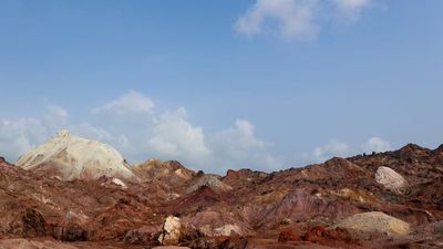 Irán responde al plan de paz de Trump con condiciones maximalistas: exige el cierre de todas las bases de EEUU en el Golfo y control del Estrecho de Ormuz