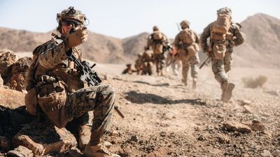 Irán fortifica Kharg con minas, tropas y antiaéreos ante temor de desembarco estadounidense