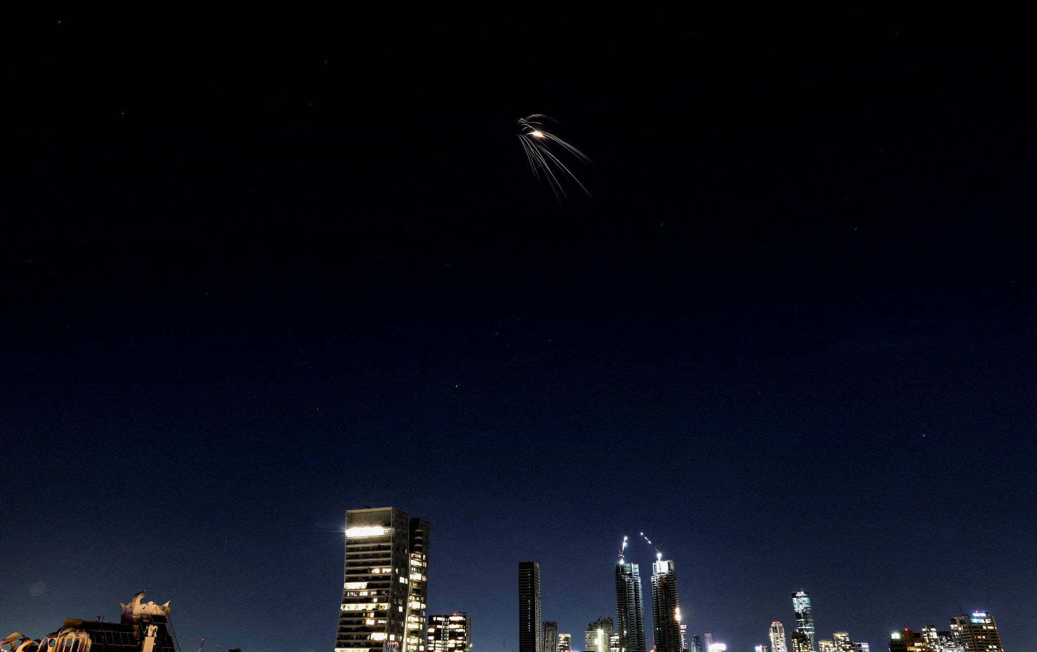 Israel destruye fábricas de misiles crucero navales y planta de explosivos en nuevo ataque a Irán