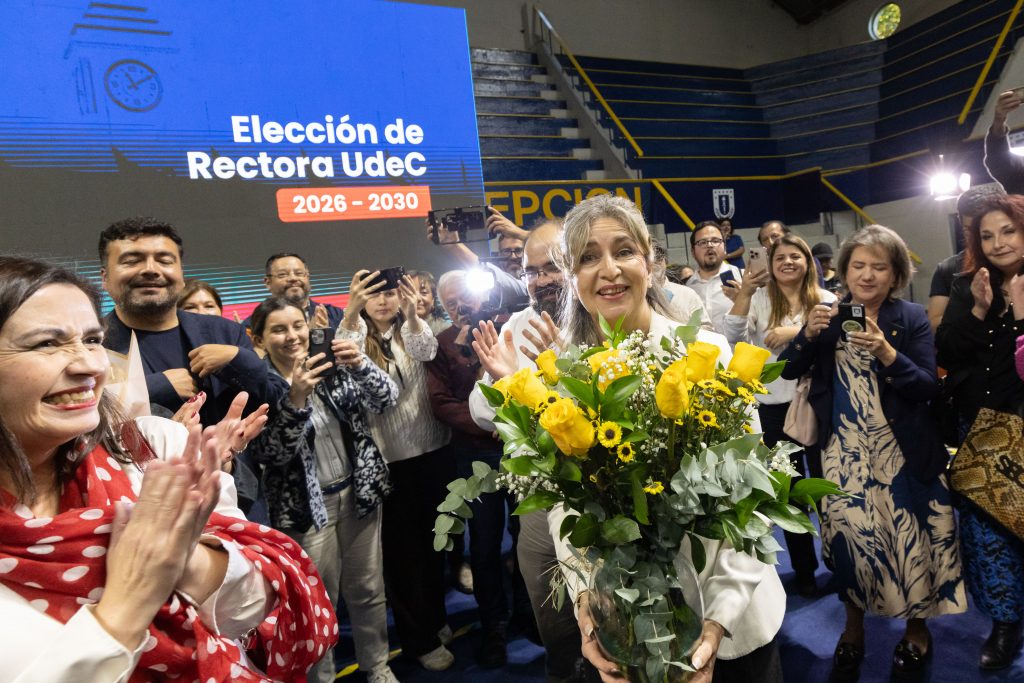UdeC elige a su primera rectora en 107 años: Jacqueline Sepúlveda gana con 57,7%