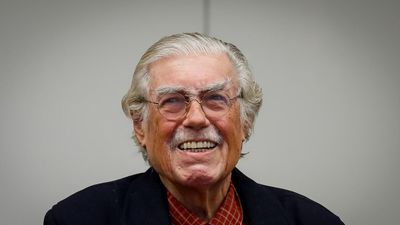 Fallece José Bengoa, el historiador que puso al pueblo mapuche en el centro de la historia chilena