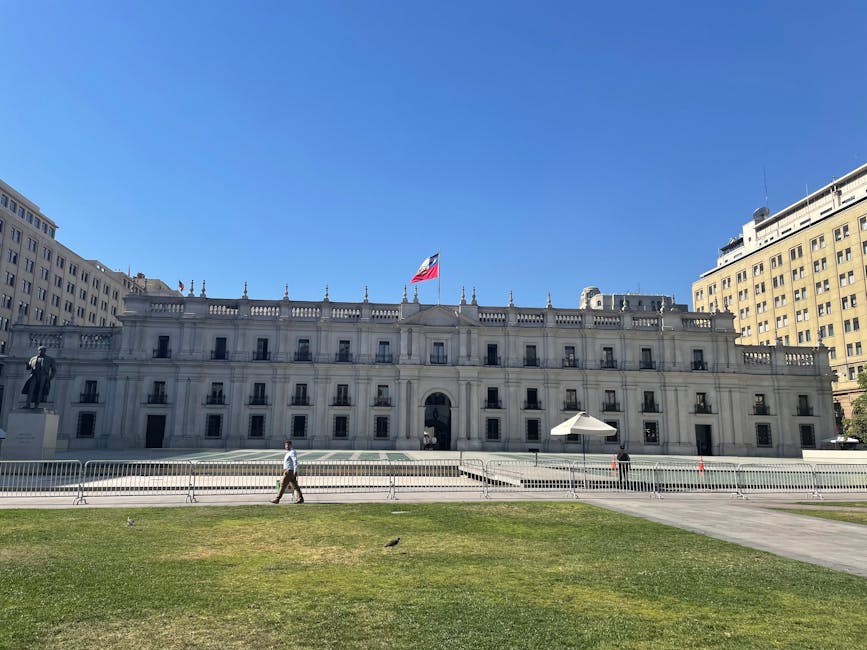 Corte publica sentencia íntegra que rechazó desafuero de Claudio Orrego y cuestiona a la Fiscalía