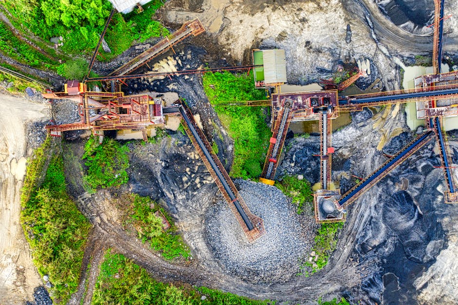 Kast firma proyecto para rebajar patentes mineras y eliminar trabas anuales