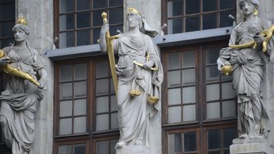 Suprema multa con 300 UTM a corporación de Quinta Normal por usar software sin licencia