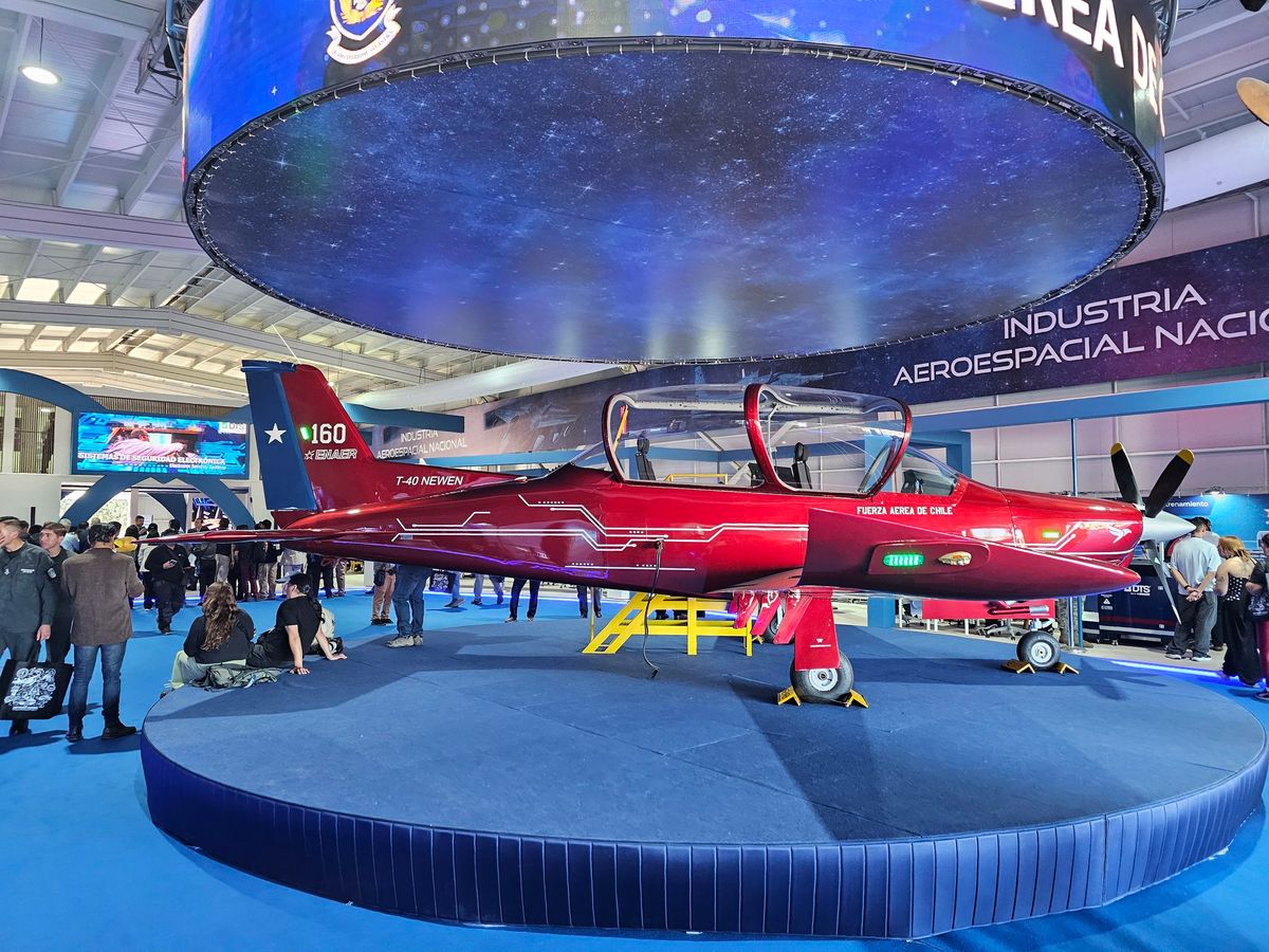 Chile presenta el T-40 Newen, su primer desarrollo aeronáutico completo en casi dos décadas